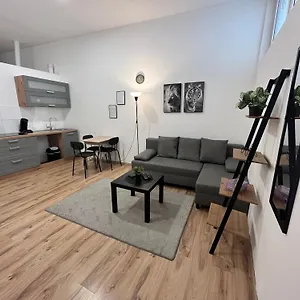  Apartment 10c 40qm Wi-fi Free Parking Calm Back House Germany